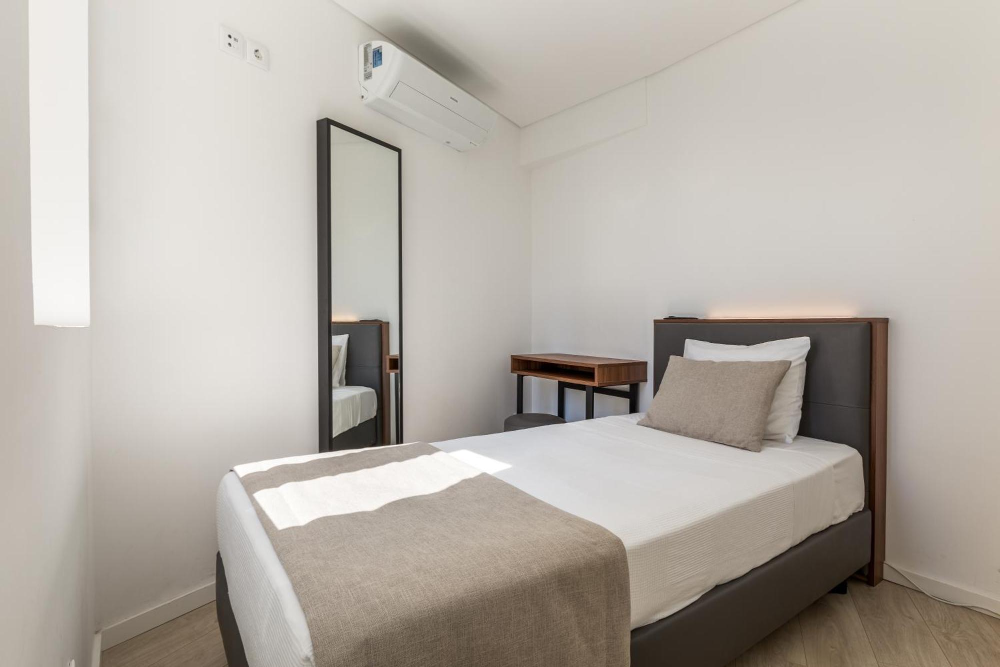 Bra.Com Apartments Oporto Faria Guimaraes Room photo